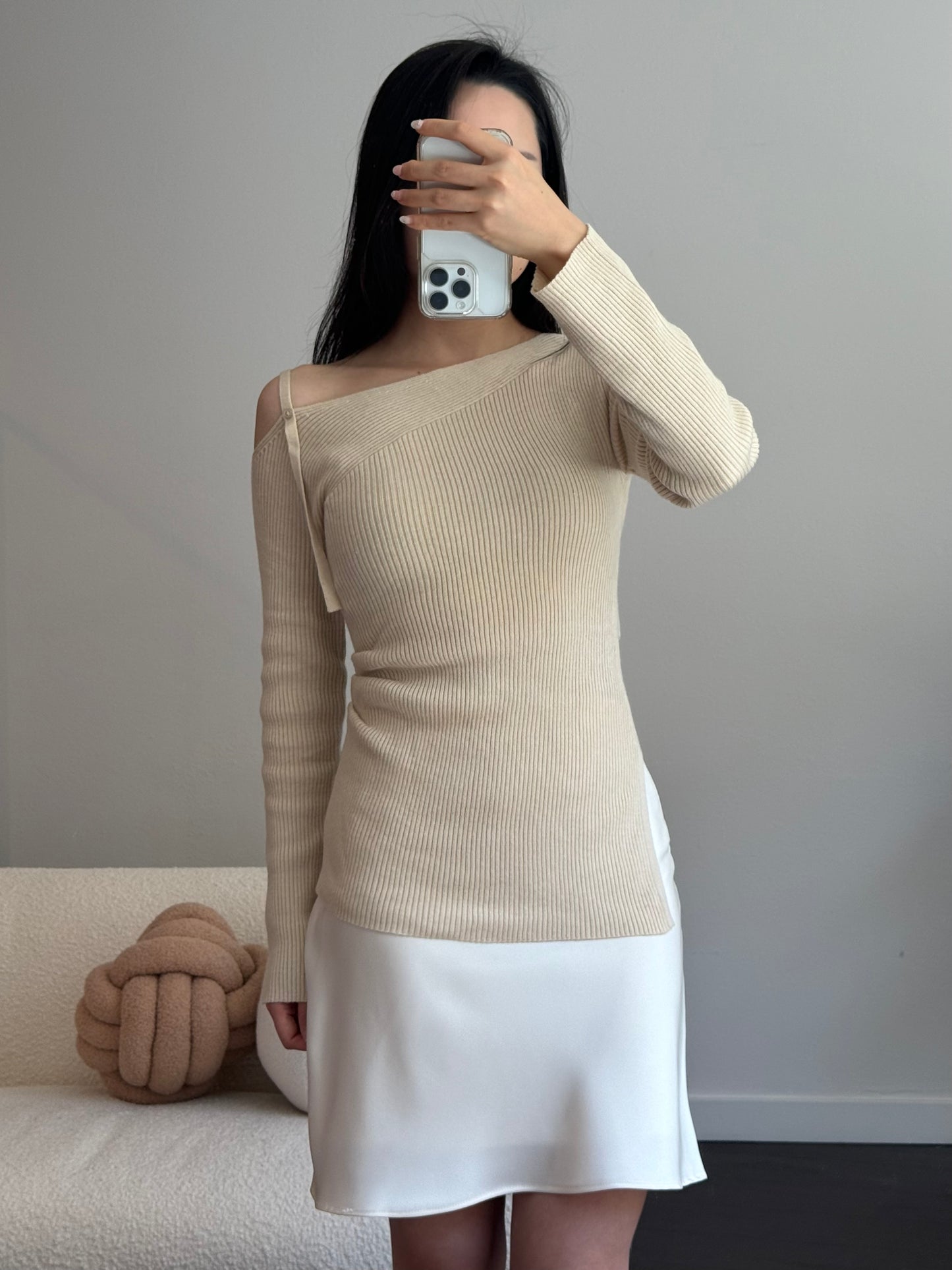 Shirring One Shoulder Slit Knit Top